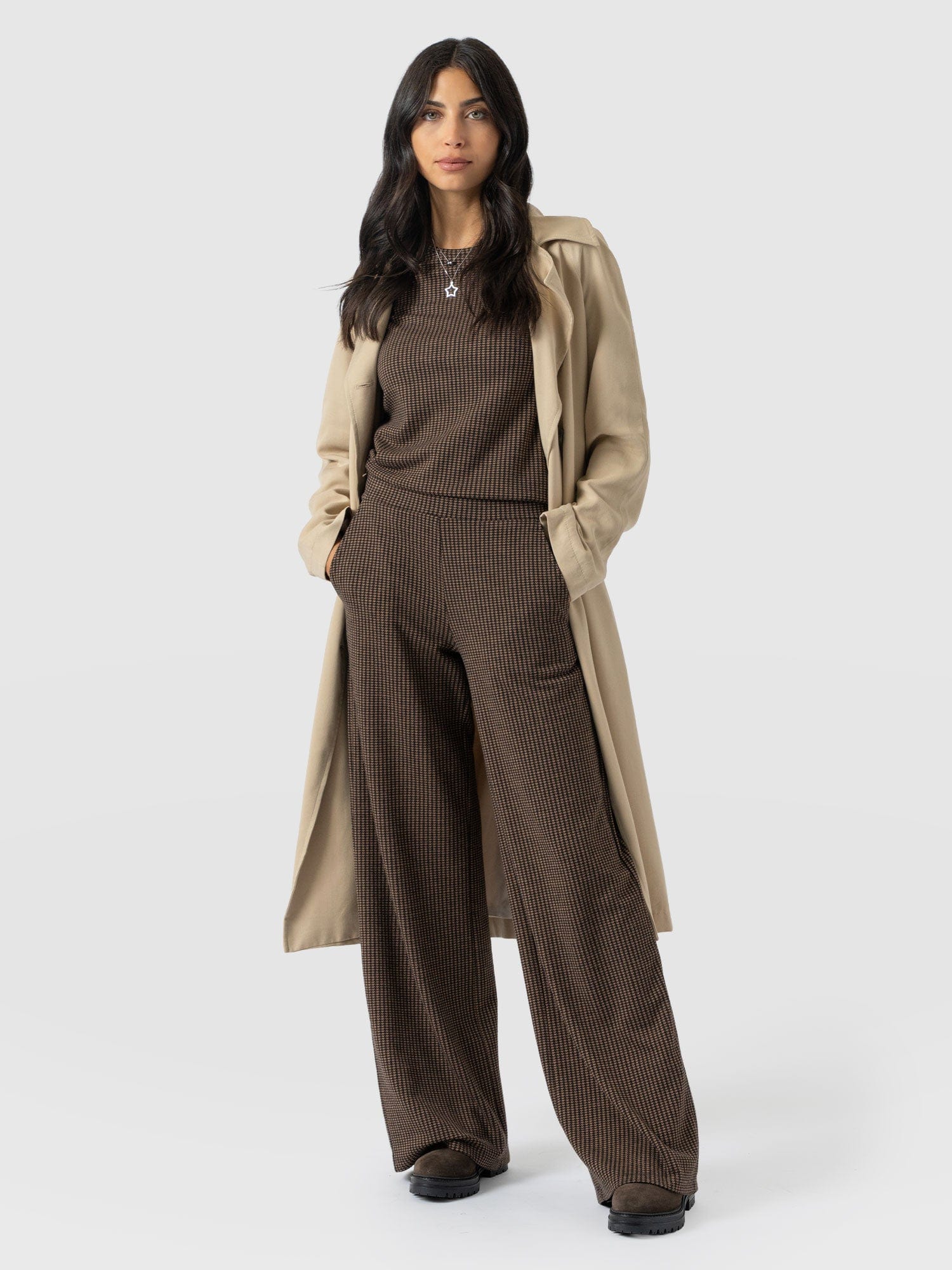 Keller Wide Leg Pant - Brown Mini Houndstooth - Women's Trousers | Saint + Sofia® UK